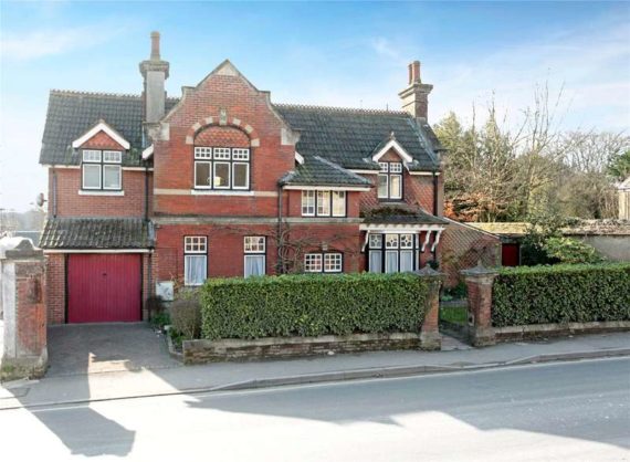 4&nbsp;Bedroom&nbsp;Detached